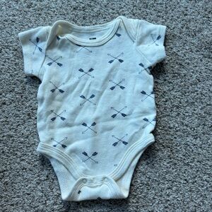 🔥5/$4🔥 0-3m onesie